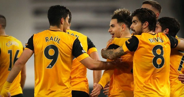 只剩下官方公告了！ Ninjas in Pyjamas 官方微博出现在 Doinb 的生日微博评论区，并送上祝福：祝 Inb 兄生日快乐，愿你所有的愿望都能实现